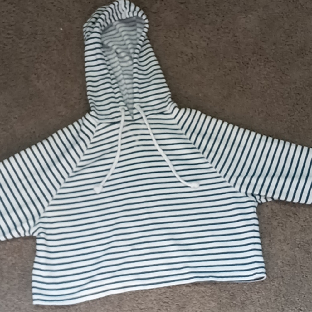 Black and white cropped hoodie